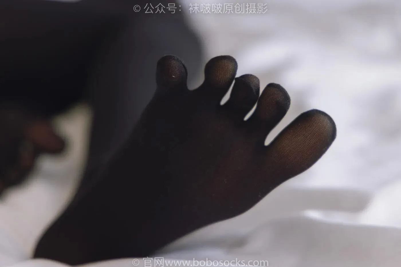 [BoBoSocks袜啵啵]NO.192 稚予-高跟鞋、黑色五指袜 [139P]插图8